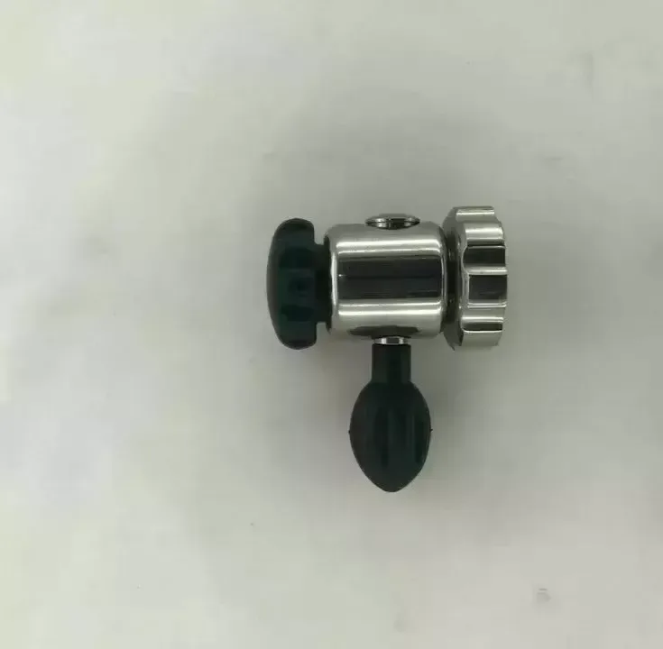 Cylindrical manual bone mill with black side handles